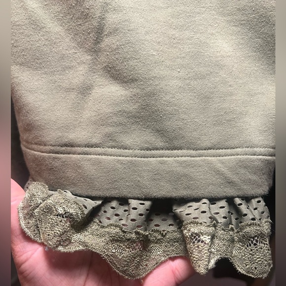 Puma X Fenty Cropped wide arm cropped sweatshirt in Olive green. Wm Sm/Medium - Picture 7 of 11